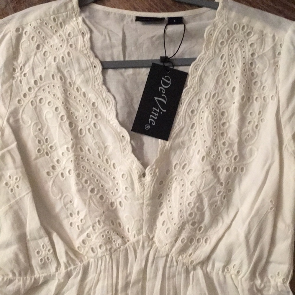 Tunic - Picture 2 of 3